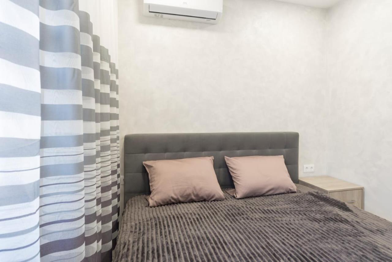 Dream House Rooms Malaga - Habitacion En El Apartemento Bagian luar foto